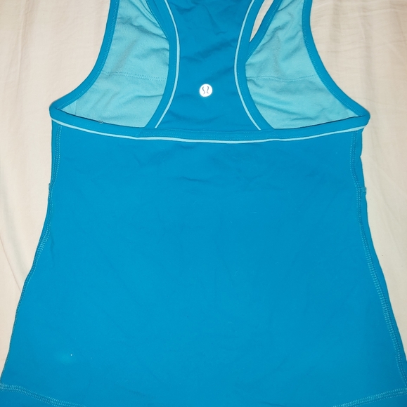 Lululemon tank - Picture 2 of 3